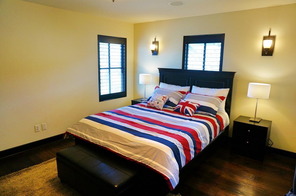 Mission Hill Lake View Villa Вест-Келоуна Экстерьер фото
